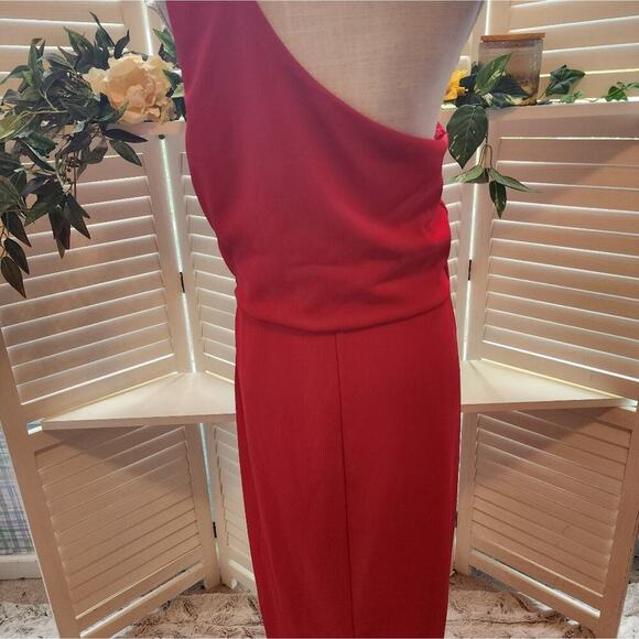 SOCIALITE NEW RED RIBBED OFF SOULDER MAXI (24) AVAILABLE IN SM & 1X - Picture 7 of 8